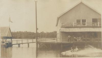 Marina & Boat House